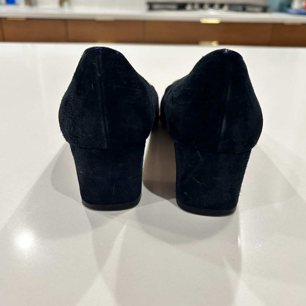 Salvatore Ferragamo Classic Black Suede Leather Closed Toe‎ Pump Heels Shoe 8 AA - Picture 5 of 15